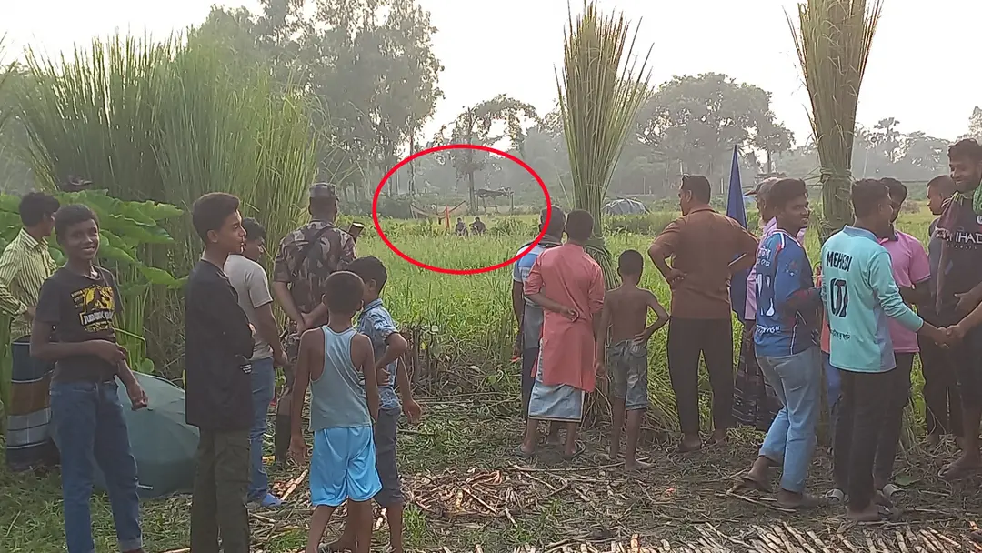 জয়পুরহাট সীমান্তে পুশইনের চেষ্টা, বিজিবির বাধায় শূন্যরেখায় বৃদ্ধ