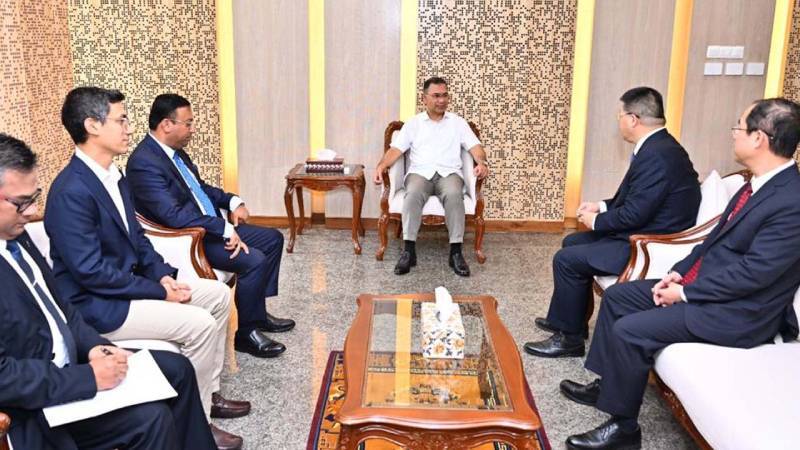 প্রধানমন্ত্রীর সঙ্গে চীনা রাষ্ট্রদূতের বিদায়ী সাক্ষাৎ