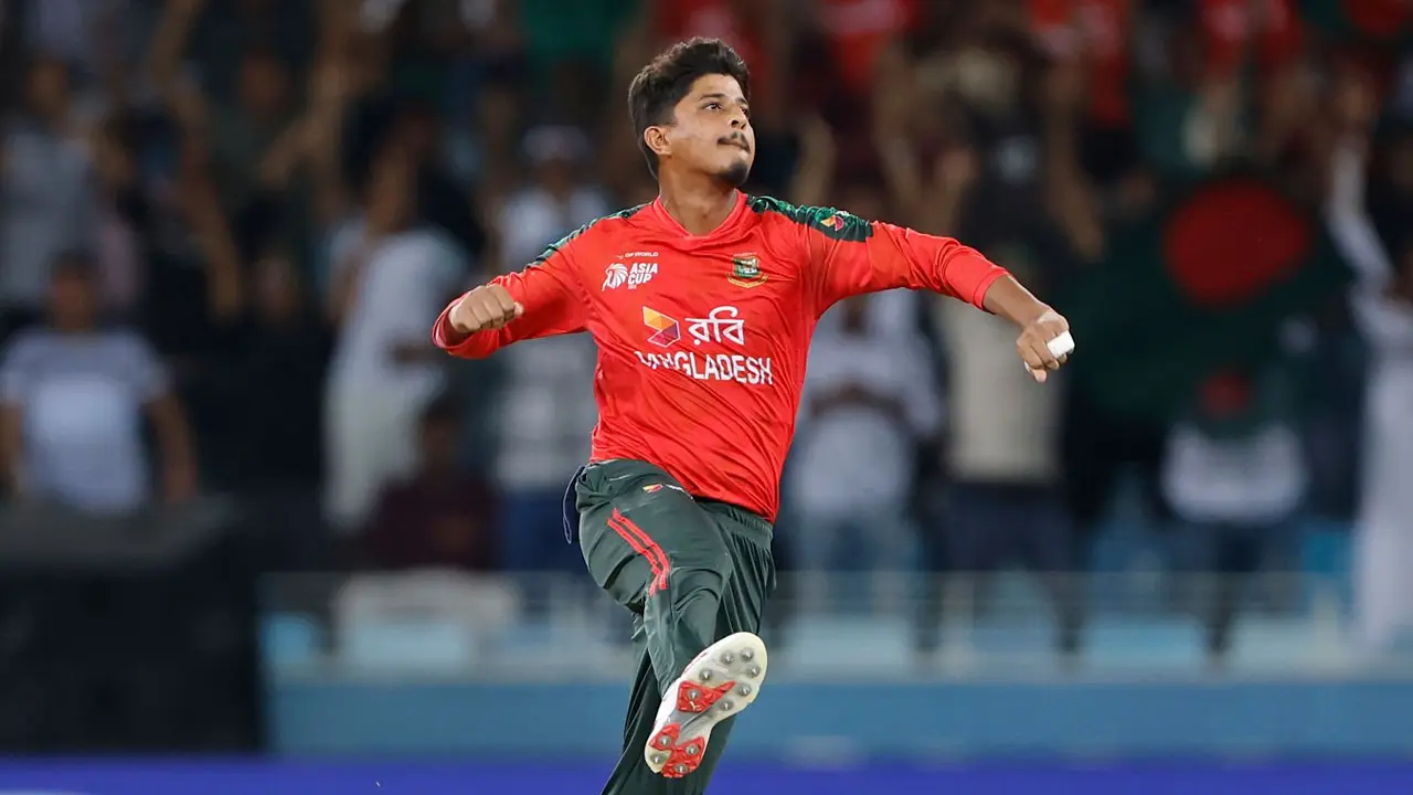 একাদশ থেকে বাদ পড়ে বিস্ফোরক মন্তব্য শেখ মেহেদীর