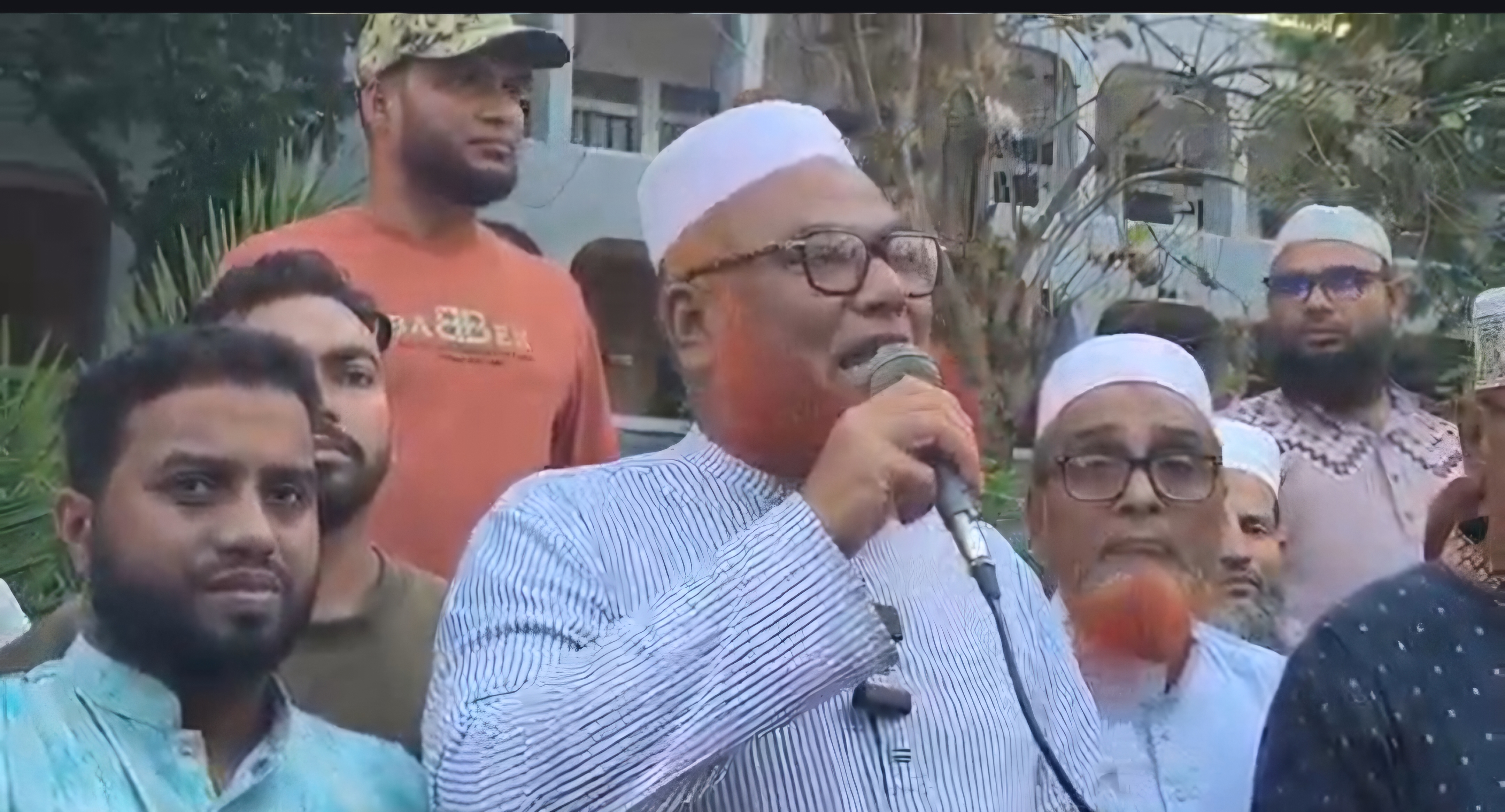 গণভোটের রায় বাস্তবায়ন না করে সরকার জাতির সঙ্গে প্রতারণা করছে: তাজউদ্দিন খান