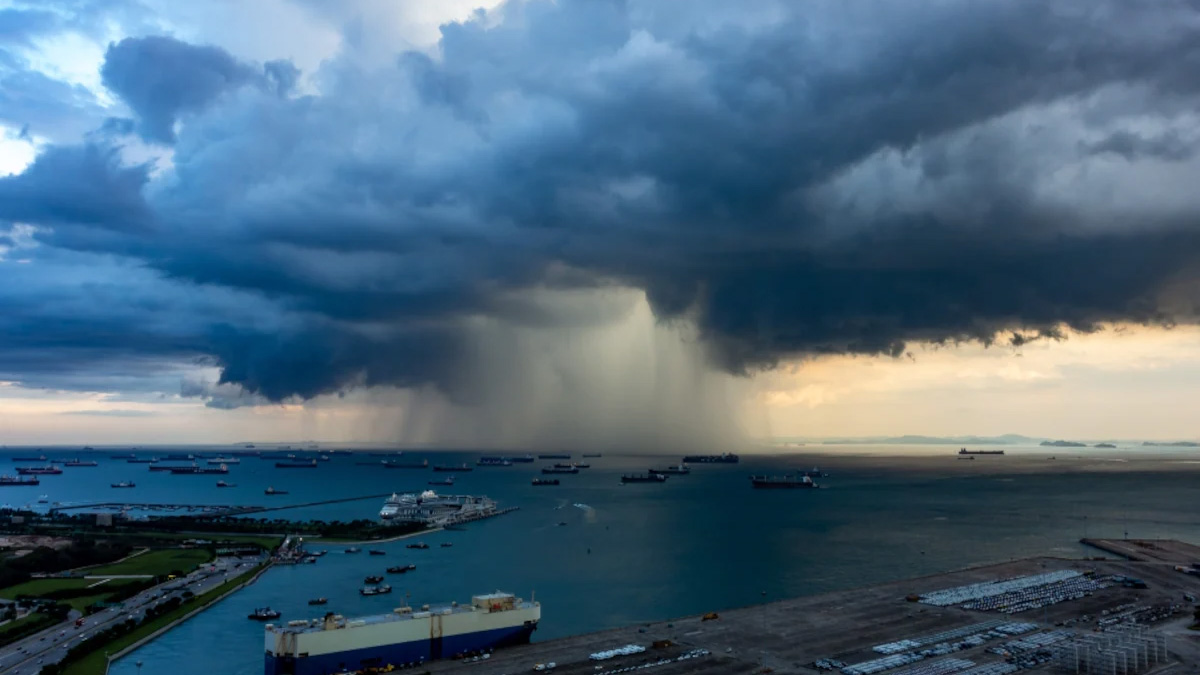 ফেনীতে ‘মেঘ বিস্ফোরণ’: কেন, কিভাবে হয়, প্রতিকার ও প্রস্তুতির উপায় কি?