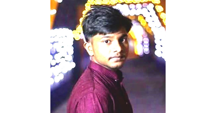 বাঙালির স্রোত কেড়ে নিল তীর্থকে
