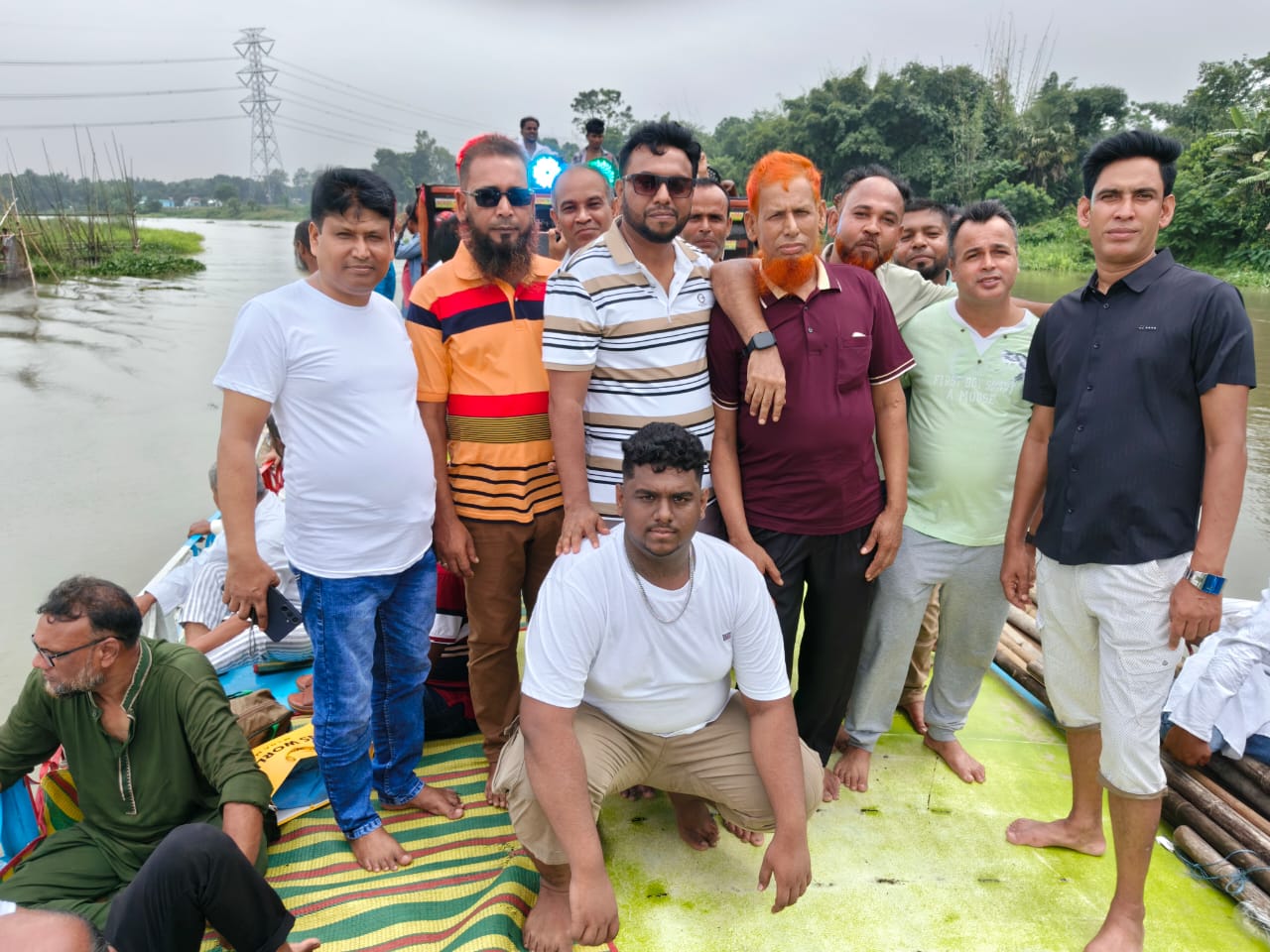 মাদক ছেড়ে ঘুরতে চল: সাভারে বিএনপি নেতা মোহাম্মদ আলী'র উদ্যোগে ব্যতিক্রমী নৌকা ভ্রমণ