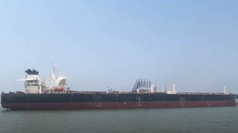 হরমুজে নিরাপত্তার বিনিময়ে ৩ ট্যাংকার জাহাজ ফেরত চায় ইরান