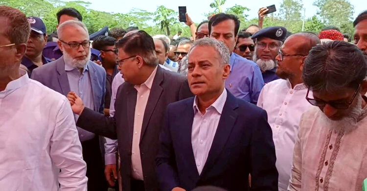 দক্ষিণাঞ্চলের মানুষের জন্য সুখবর: দ্রুত প্রশস্ত হচ্ছে ঢাকা-বরিশাল মহাসড়ক