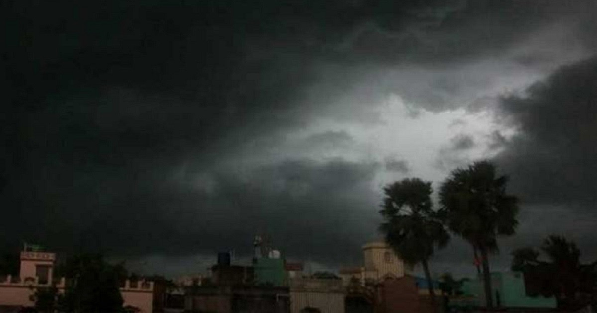 ঢাকাসহ ১৩ জেলায় রাতের মধ্যে ৬০ কিমি বেগে ঝড়ের শঙ্কা