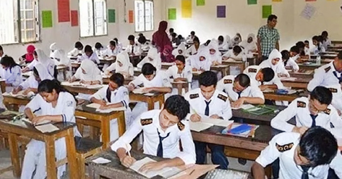 স্থগিত এইচএসসি পরীক্ষাগুলো কবে, রুটিন নিয়ে যা বলছে বোর্ড