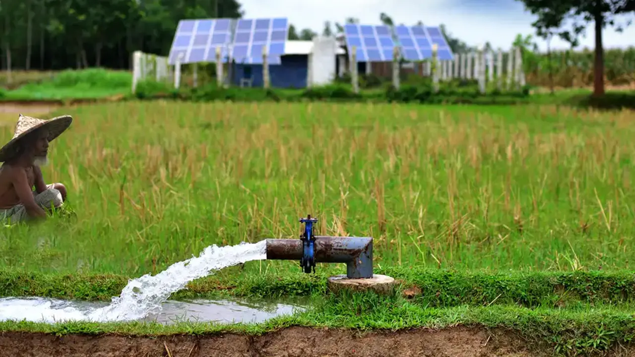 ডিজেলের বদলে সৌর পাম্পে বাঁচতে পারে ২৫ হাজার কোটি টাকা