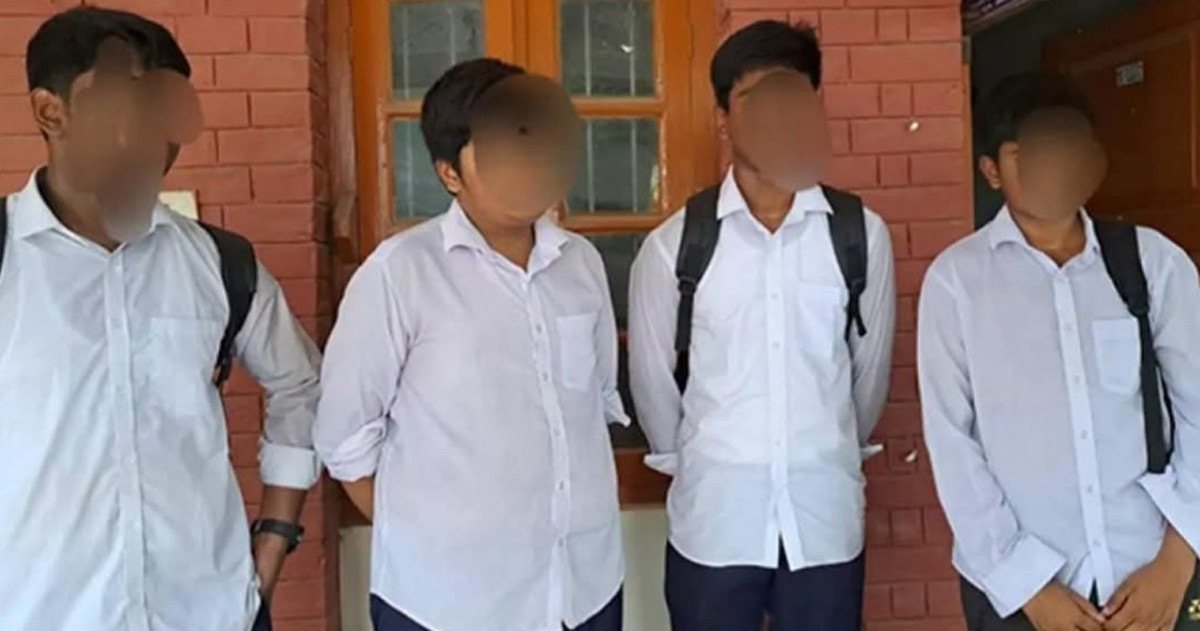 স্কুল ফাঁকি দেওয়ার শাস্তি ৮০০ বৃক্ষরোপণ