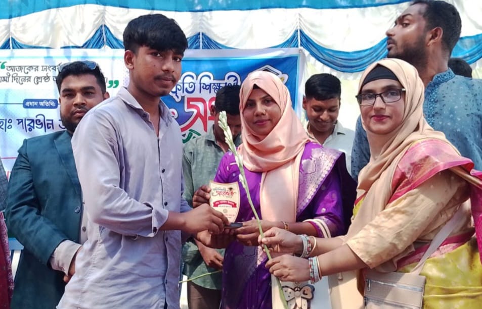 চিলমারীতে কৃতি শিক্ষার্থীদের সংবর্ধনা অনুষ্ঠিত