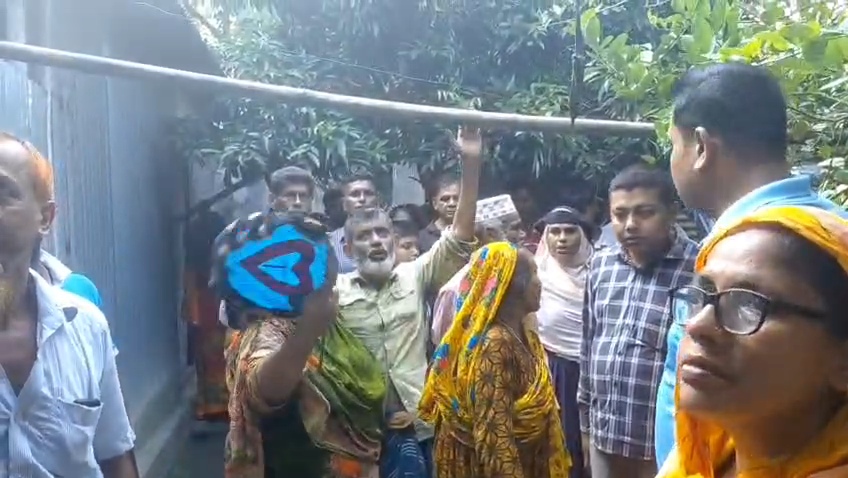 গোয়ালন্দে ঘরের ভেতর চা দোকানিকে গলা কেটে হত্যা