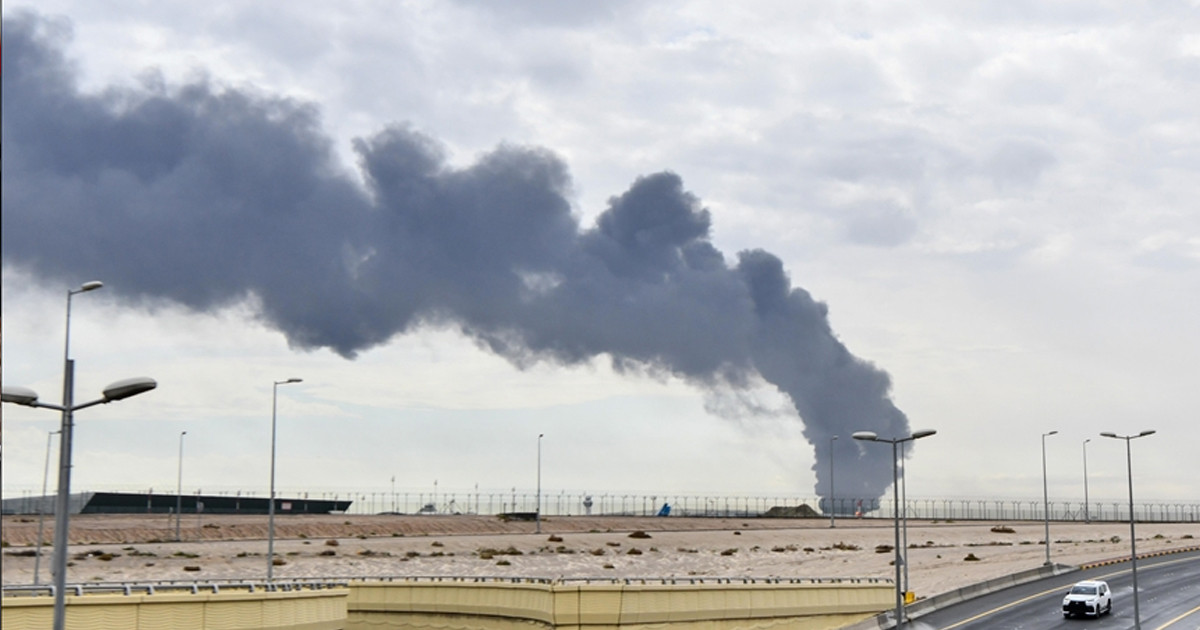 কুয়েতে সামরিক ঘাঁটিতে হামলা, ১০ সেনা আহত