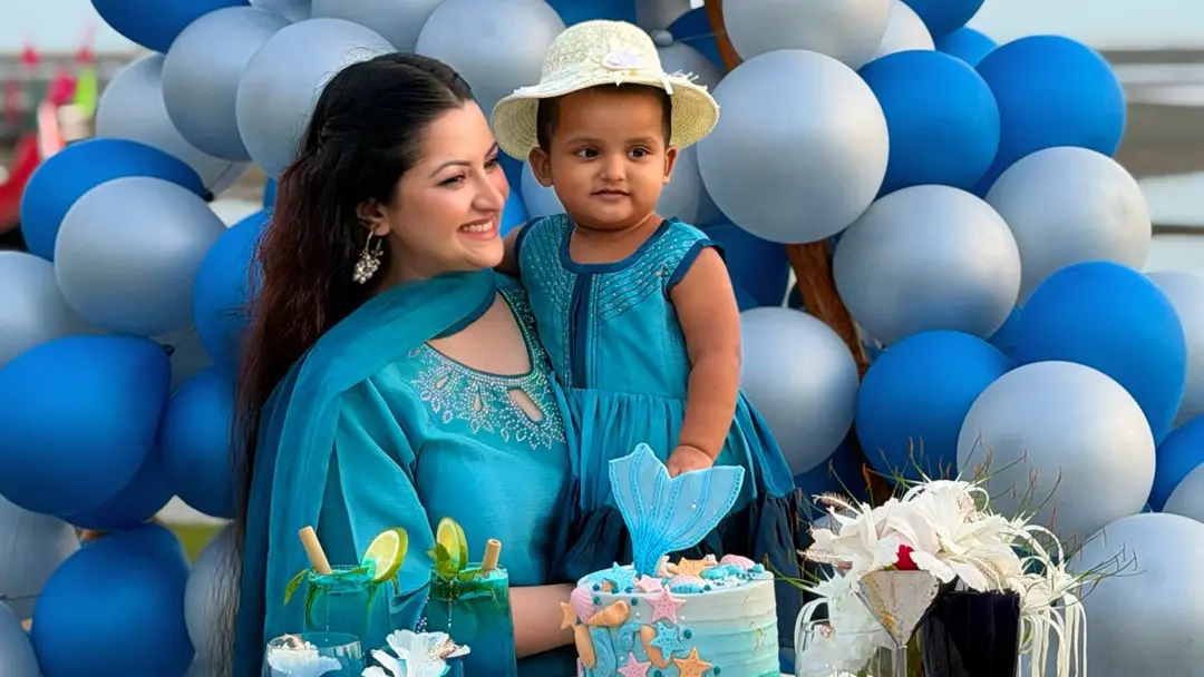 মেয়ের জন্মদিনে আবেগে ভাসলেন পরীমণি