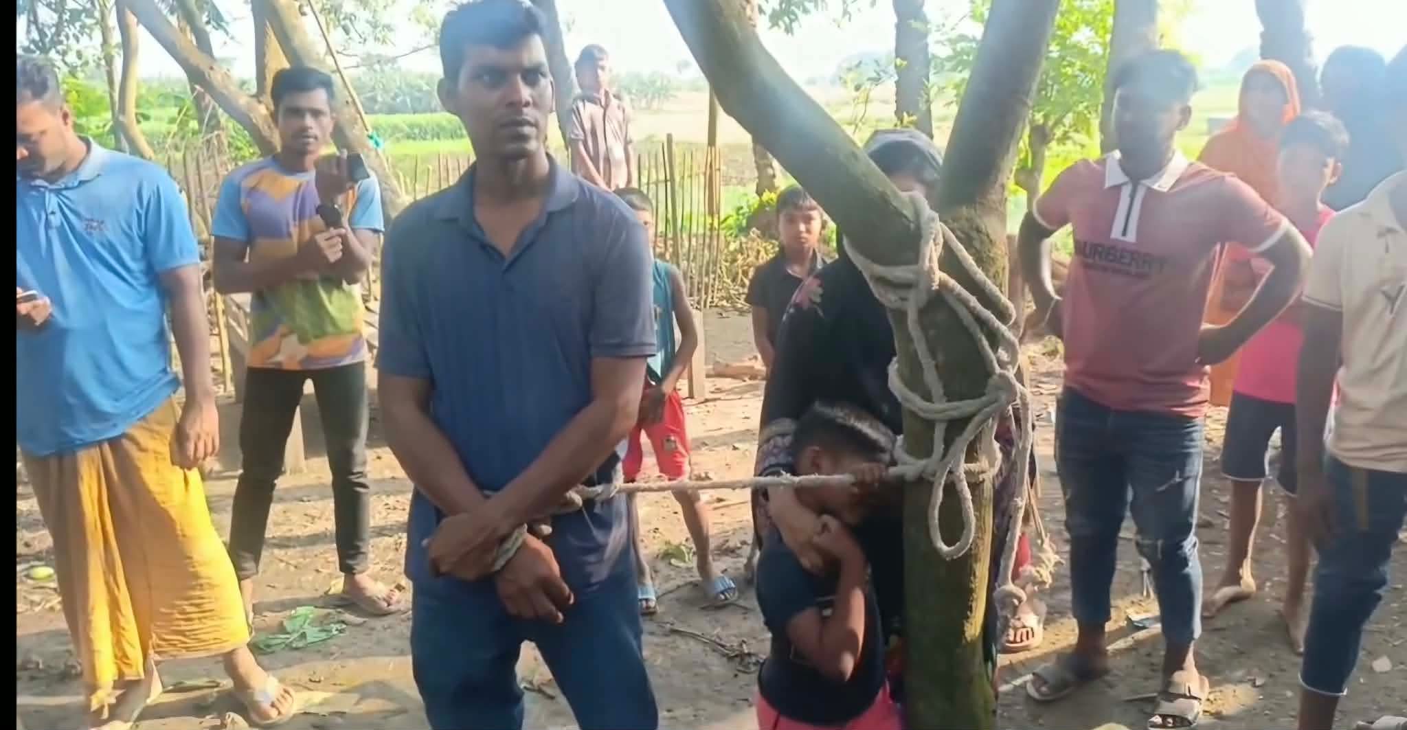 মেহেরপুরে গাছে বেঁধে নারী-পুরুষকে নির্যাতন, ফেসবুকে ছড়িয়েছে ভিডিও
