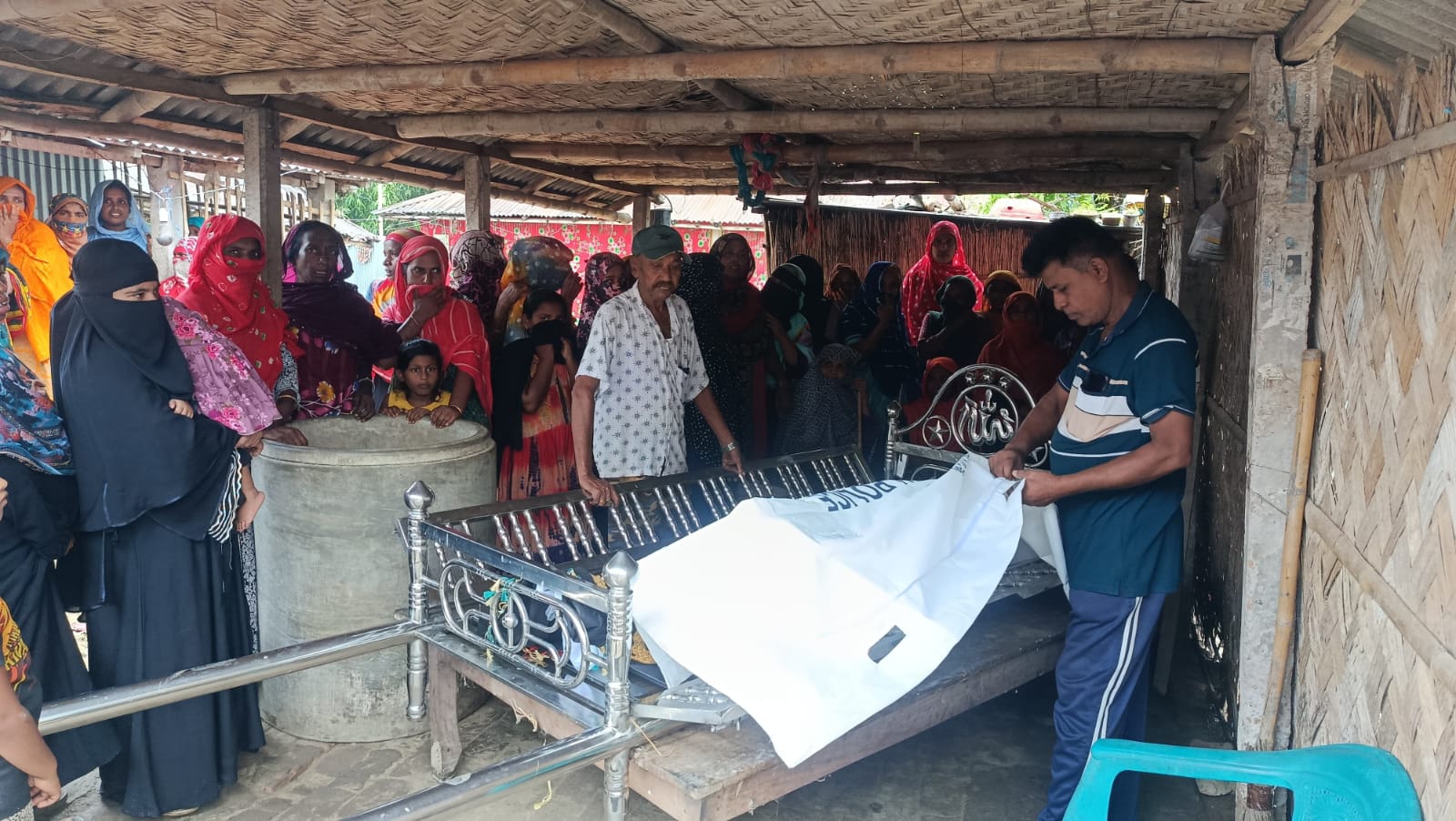 চুয়াডাঙ্গার আলমডাঙ্গায় নিখোঁজ এক কৃষকের ক্ষতবিক্ষত মরদেহ উদ্ধার