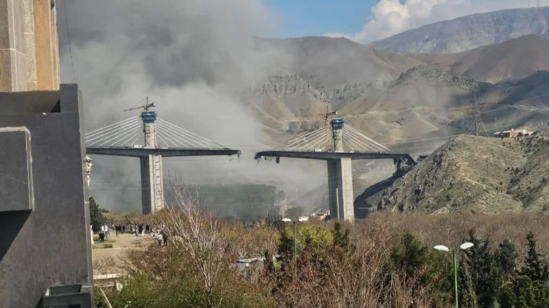 ইরানের বৃহত্তম সেতুতে হামলা, উপসাগরীয় অঞ্চলের ৮ সেতু ‘হিট-লিস্টে’