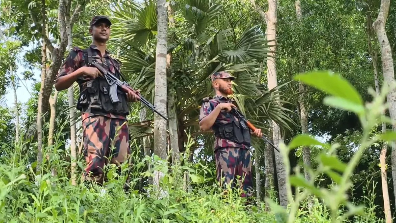 ঝিনাইদহ সীমান্তে বিএসএফের দফায় দফায় পুশইনের চেষ্টা, প্রতিহত বিজিবির
