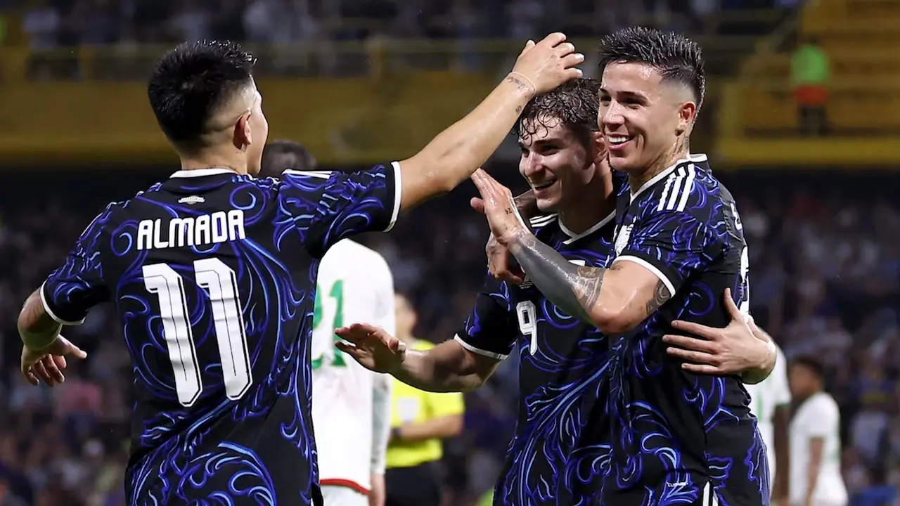 মেসি নামার আগেই দ্বিগুণ লিড, শেষমুহূর্তে গোল হজম আর্জেন্টিনার