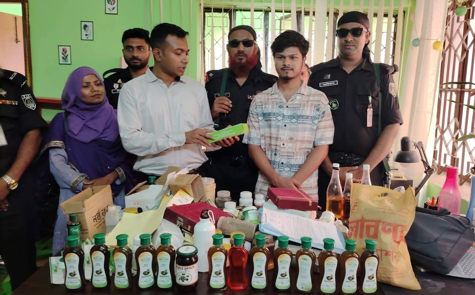 নকল ব্র্যান্ডে প্রতারণা, বগুড়ায় জরিমানা