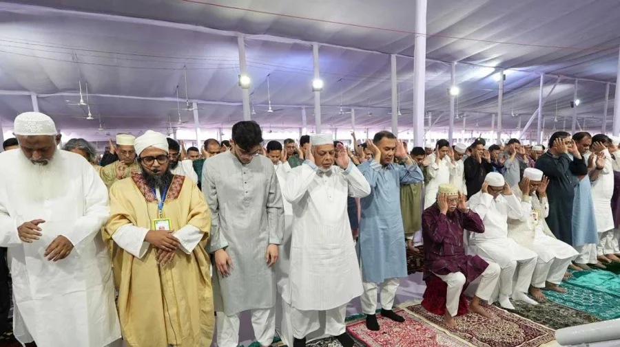 প্রধানমন্ত্রীর ঈদের নামাজ ঈদগাহে, অন্য নেতারা কে কোথায়?