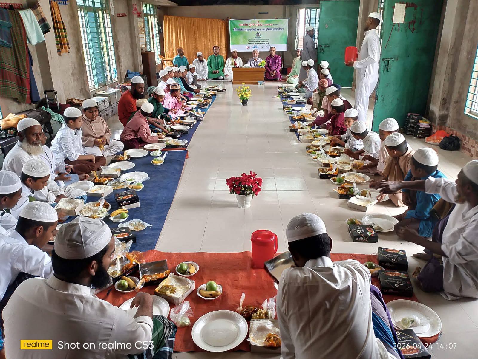 ফেনীতে জাতীয় পুষ্টি সপ্তাহ উপলক্ষে ৩টি এতিম খানার ৫ শতাধিক শিশুদের মাঝে পুষ্টিকর খাবার বিতরণ