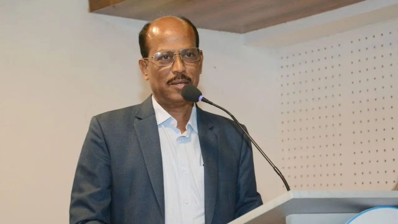 ঢাকা সেন্ট্রাল ইউনিভার্সিটির ভিসি হলেন অধ্যাপক লুৎফর রহমান