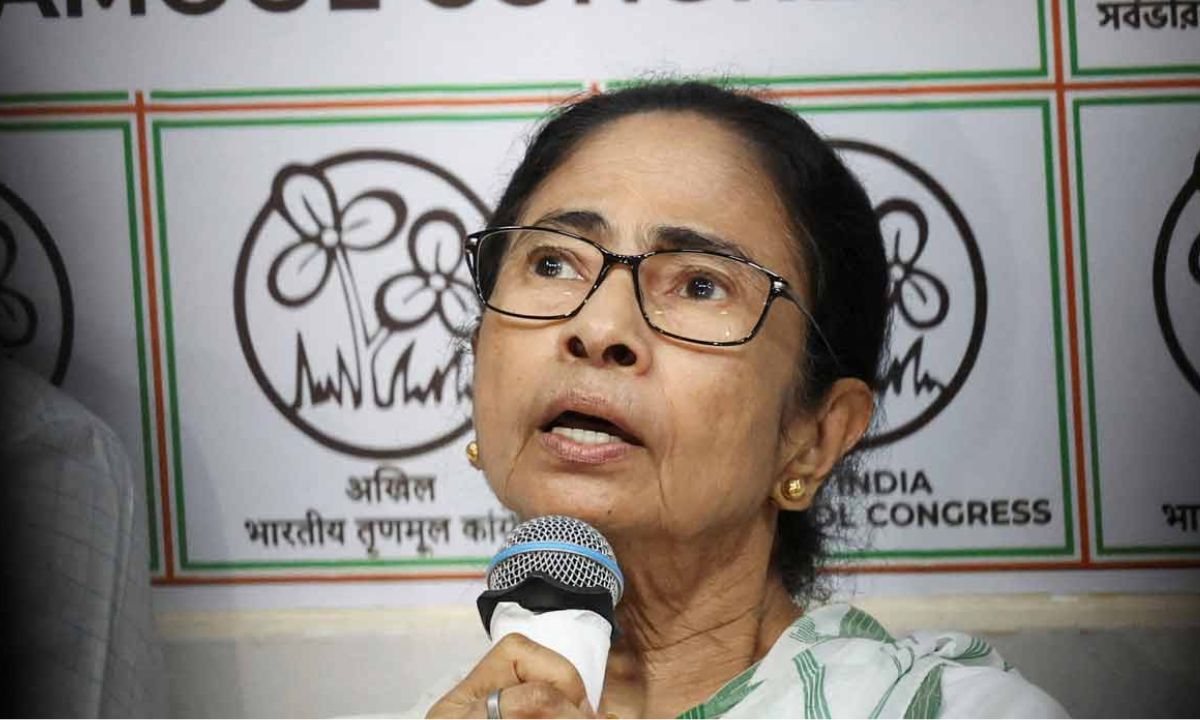 বিজেপির বিরুদ্ধে বিরোধীদের ঐক্যের ডাক দিলেন মমতা বন্দ্যোপাধ্যায়
