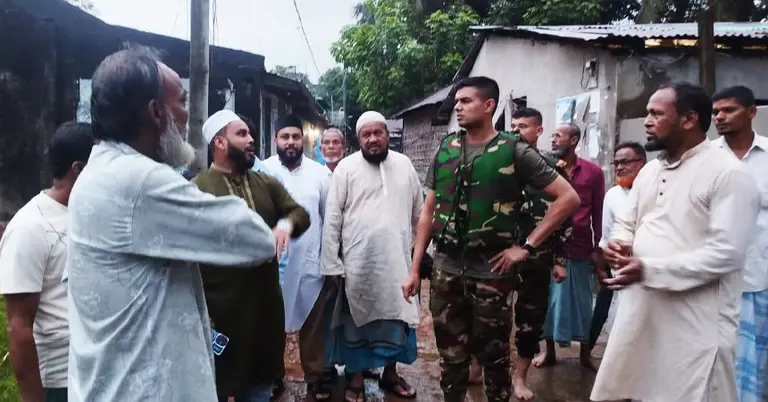 আকস্মিক বন্যা মোকাবিলায় চট্টগ্রামে সেনা মোতায়েন