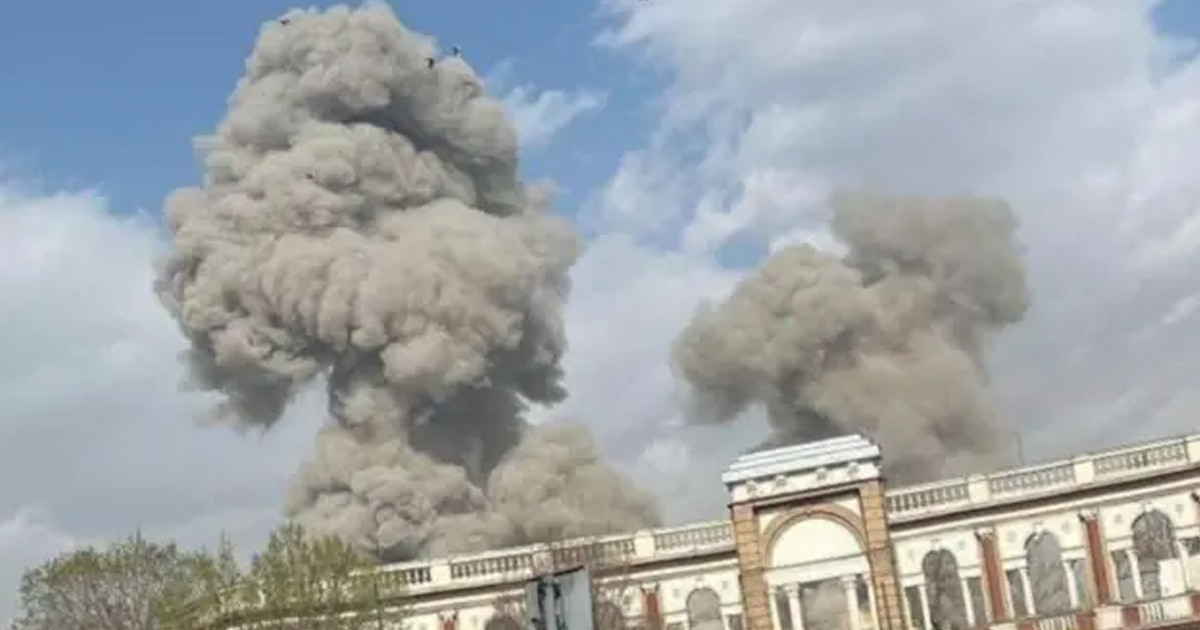 ইরানের তেহরানে রেড এলার্ট জারি, হামলার আশঙ্কায় বাসিন্দাদের নিরাপদ স্থানে সরে যাওয়ার নির্দেশ