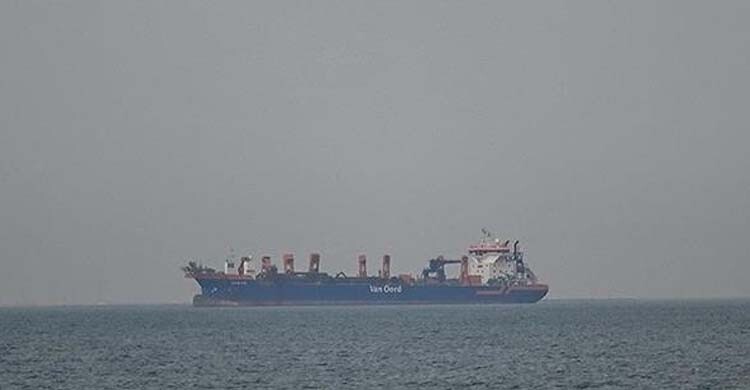 ট্রাম্পের আহ্বান প্রত্যাখ্যান: হরমুজ প্রণালিতে নৌবাহিনী পাঠাবে না ইউরোপ