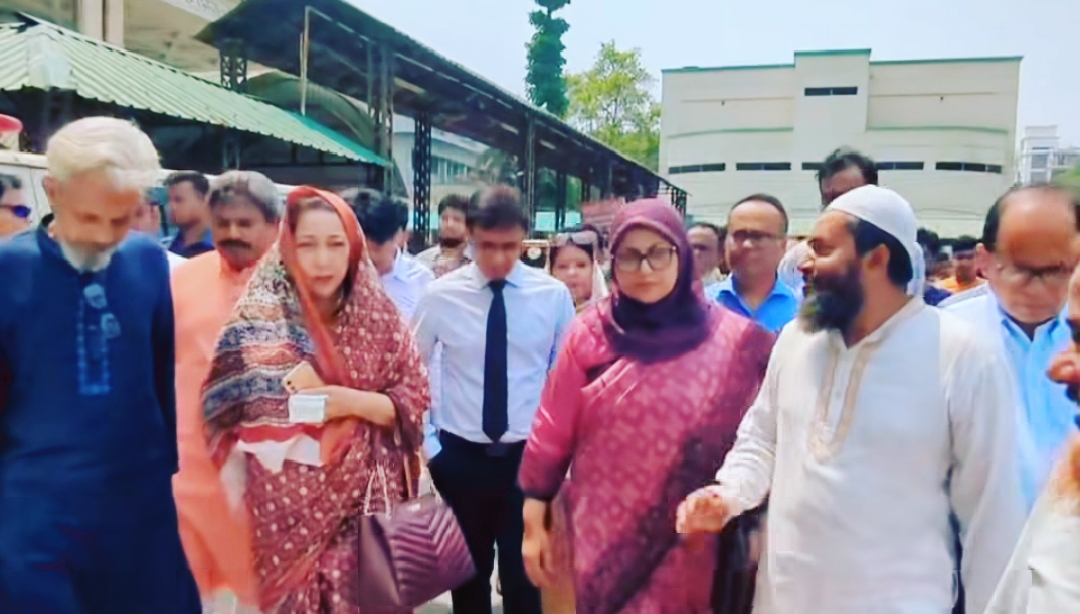 ফরিদপুর মেডিকেল কলেজ হাসপাতাল পরিদর্শনে এমপি