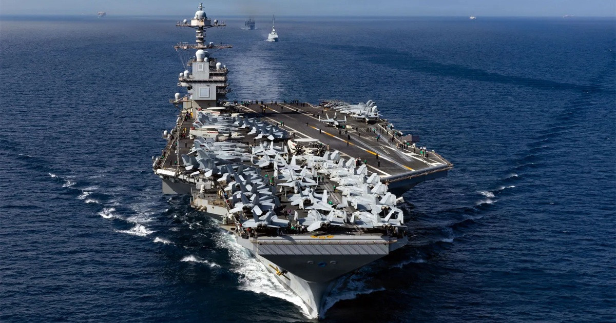 মার্কিন রণতরি ইউএসএস জেরাল্ড ফোর্ডে আগুন