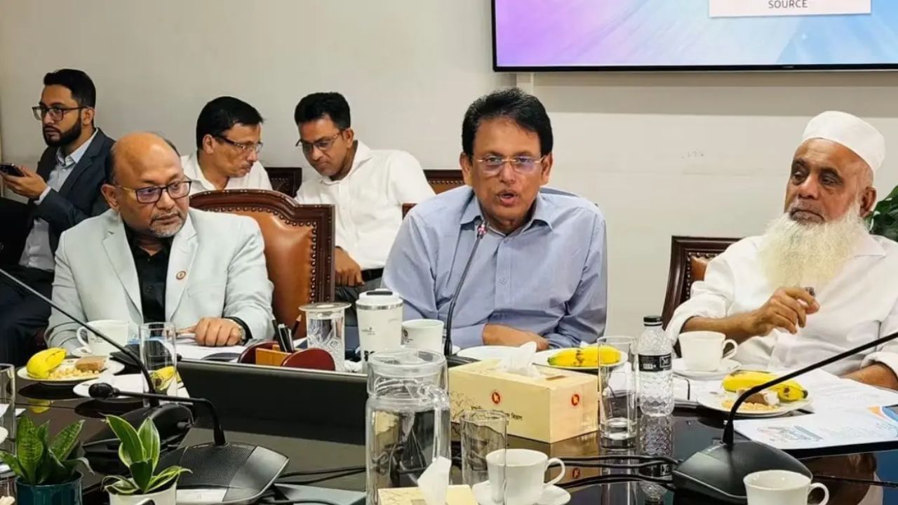শিক্ষার্থীদের নিজের সন্তানের মতো গড়ে তুলতে হবে: শিক্ষামন্ত্রী