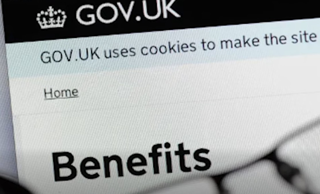 ব্রিটেনের বেনিফিট ব্যবস্থায় জালিয়াতি