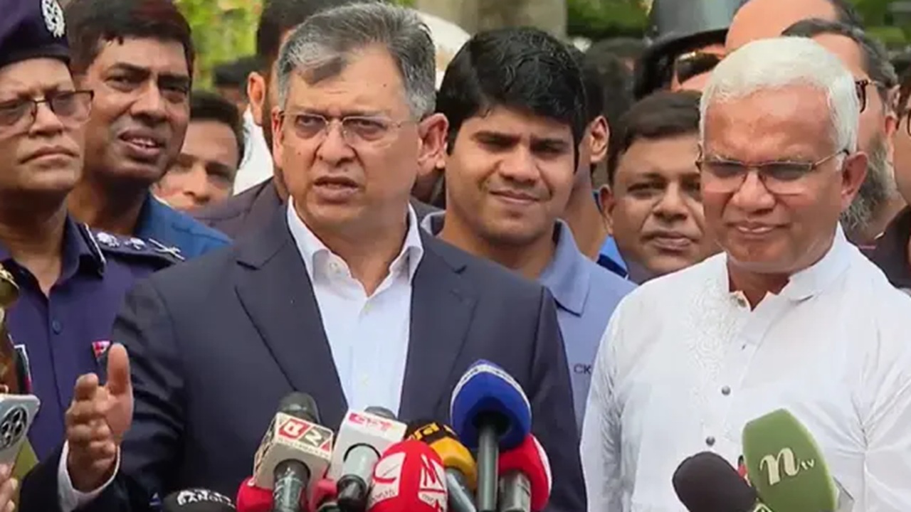 'চাঁদাবাজ-মাদক কারবারিদের বিরুদ্ধে ব্যবস্থা, ছাড় পাবেন না ব্যর্থ কর্মকর্তারাও'
