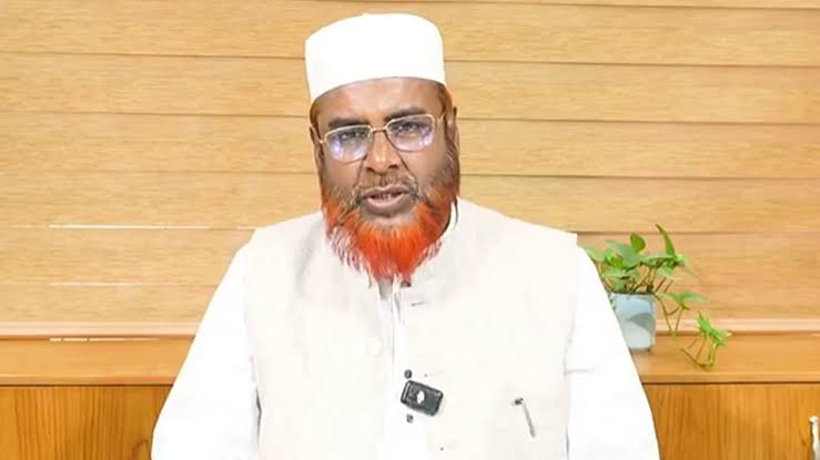 পাকিস্তানের হাইকমিশনারকে দেখতে হাসপাতালে গোলাম পরওয়ার