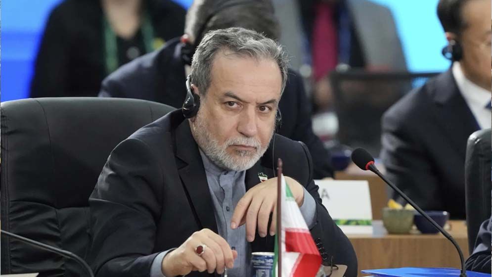 ইরানে আগ্রাসনের উচিত শিক্ষা পাচ্ছে যুক্তরাষ্ট্র: আরাঘচি