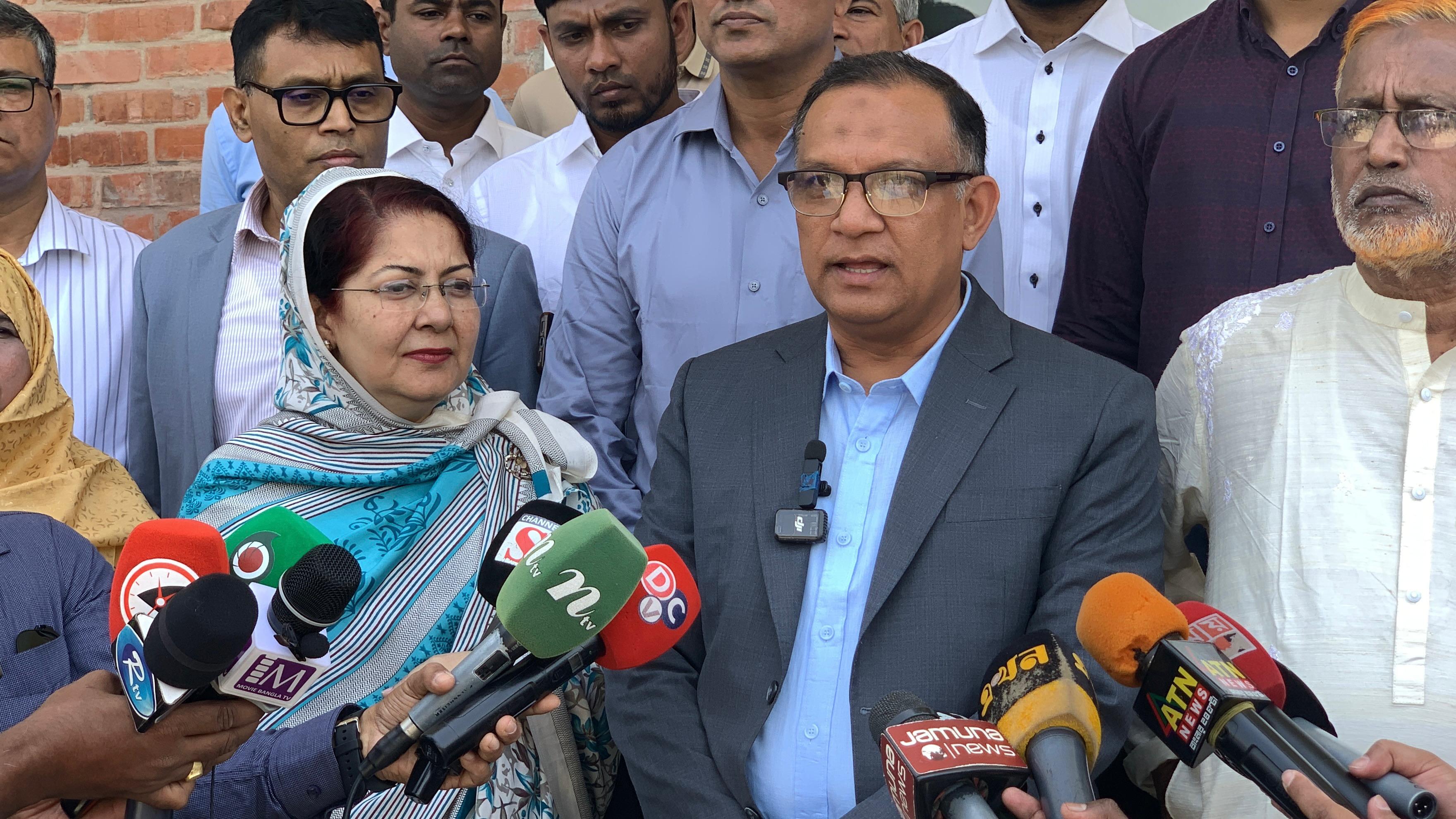 সিল্কের ঐতিহ্য রক্ষায় দেশি-বিদেশি বিনিয়োগে কাজ করা হবে: রাজশাহীতে প্রতিমন্ত্রী শরীফুল আলম