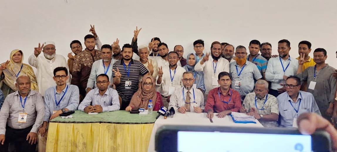 ফেনী চেম্বারের নির্বাচন : সম্মিলিত পরিষদের ২২ ও গণতান্ত্রিক ঐক্য পরিষদের ২ জন বিজয়ী