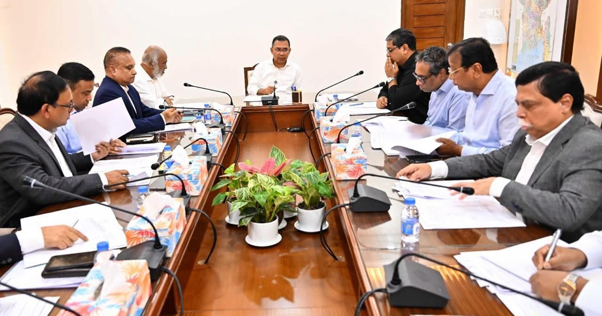 ডেঙ্গুর বিস্তার ঠেকাতে পরিচ্ছন্নতা কার্যক্রম জোরদারের নির্দেশ প্রধানমন্ত্রীর