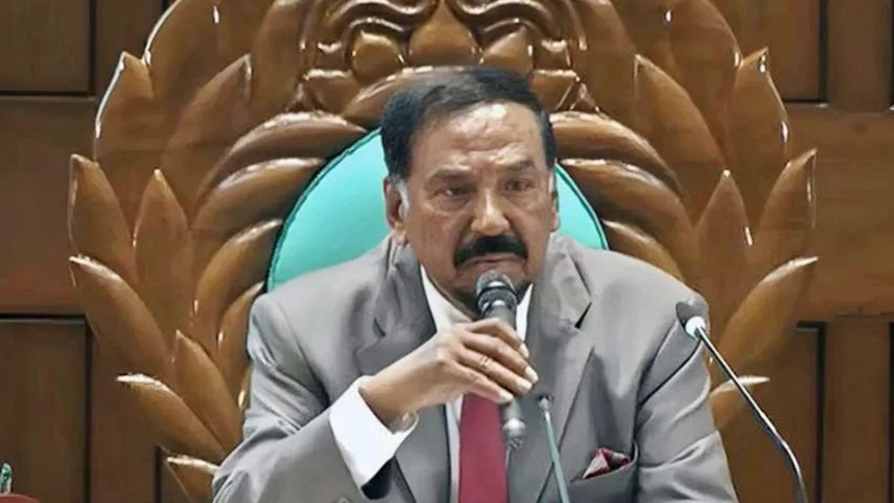 জোর করে ধর্ম পালনে বাধ্য করা যাবে না: স্পিকার