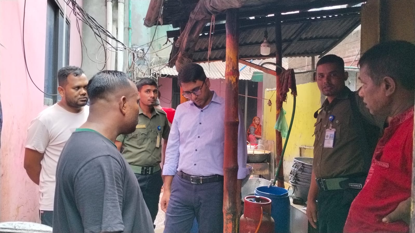 অবশেষে ধামরাইয়ের মতিপালে ভ্রাম্যমাণ আদালত, জরিমানা ৫০ হাজার