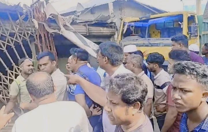 লালমনিরহাটে ট্রাক-অটোরিকশা সংঘর্ষে নিহত ২