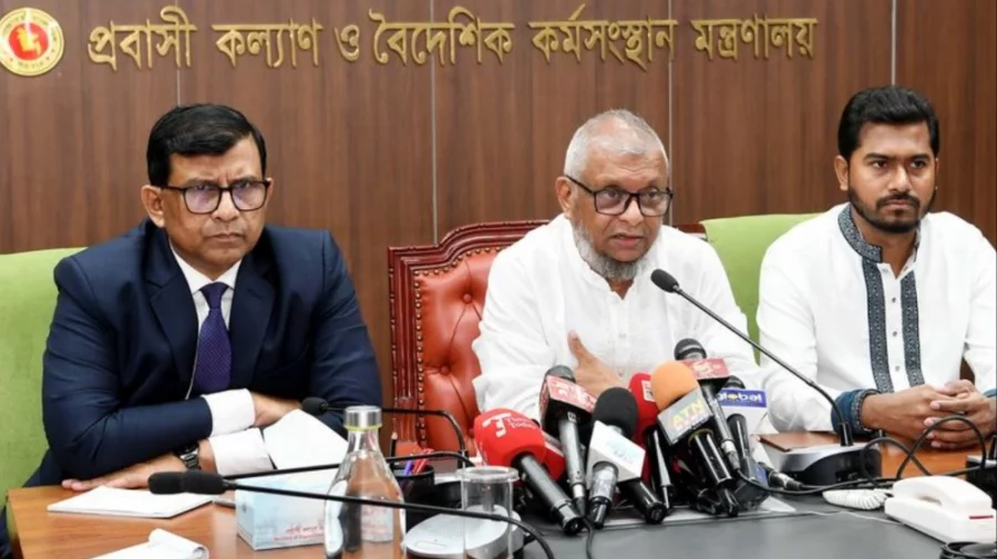 বিদেশে কর্মী পাঠাতে কোনো সিন্ডিকেট বা দুর্নীতি চলবে না : আরিফুল হক