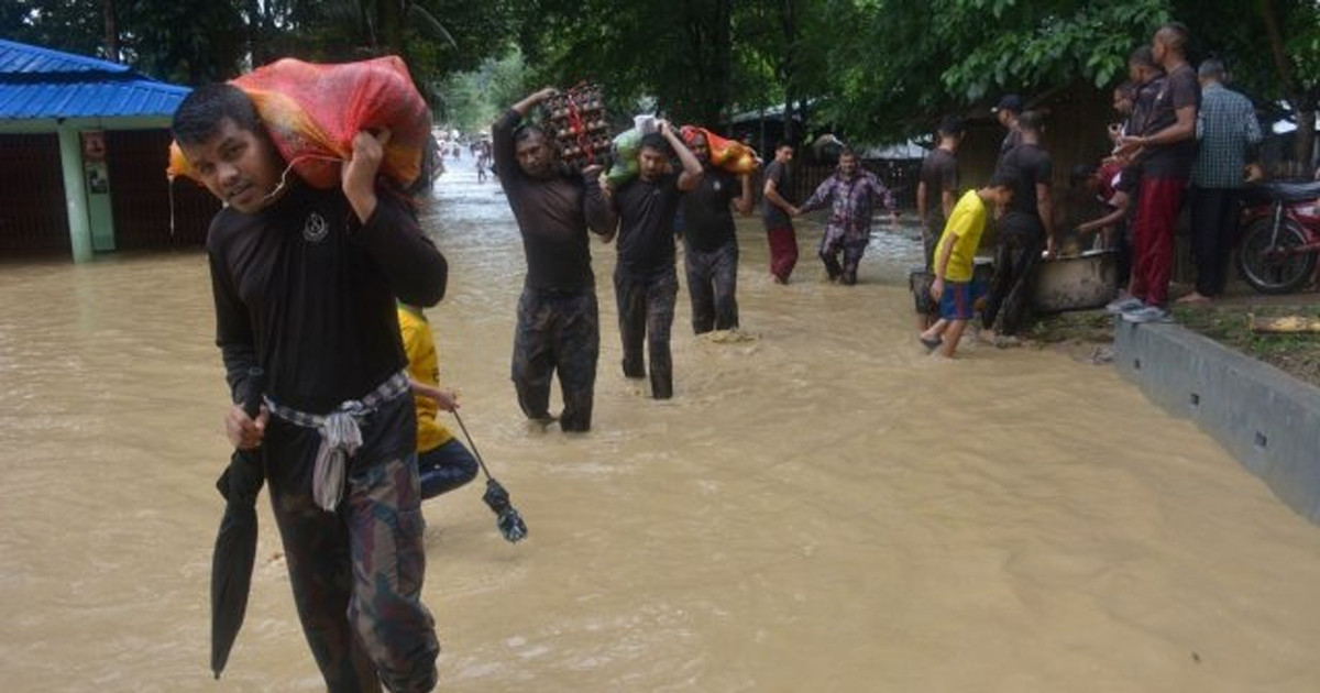 বন্যাকবলিত ১১ জেলায় বিজিবি মোতায়েন