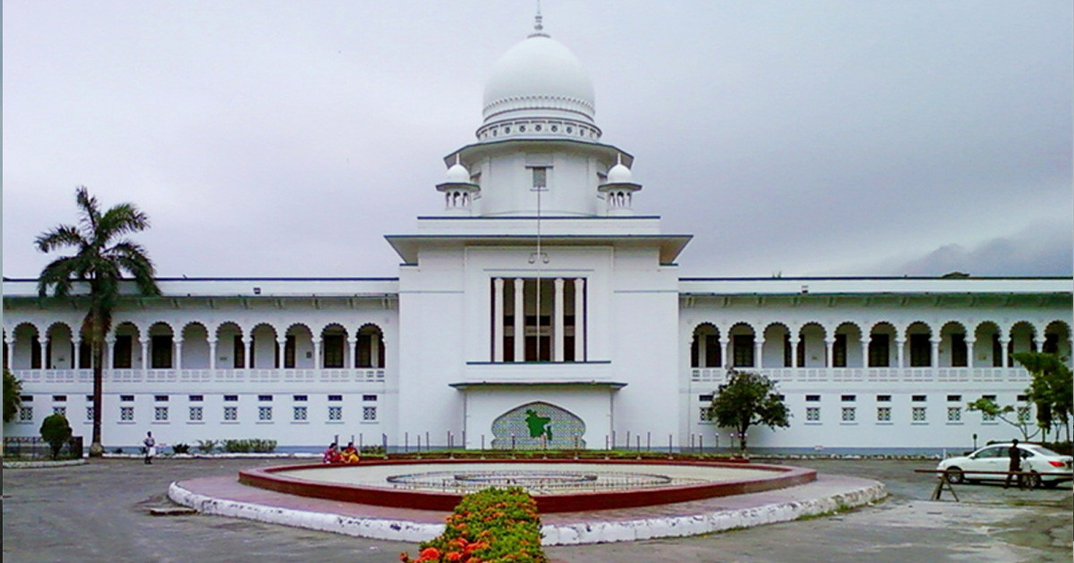 প্রধানমন্ত্রীর জন্য সরকারি বাসভবন নির্মাণের নির্দেশনা চেয়ে হাইকোর্টে রিট