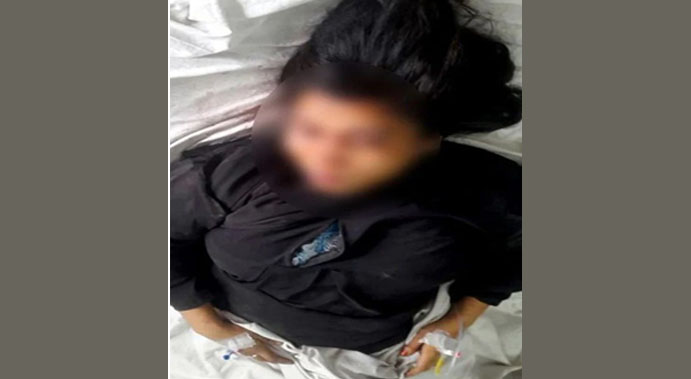 চলন্ত ট্রেন থেকে ঝাঁপ, বেঁচে গেলেন পারুল