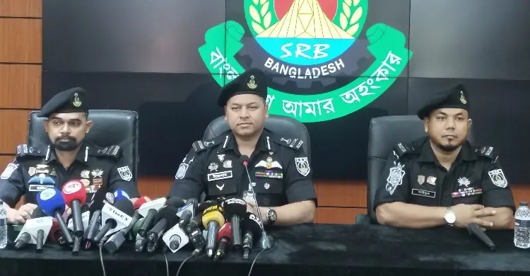 আশুলিয়ায় জাল নোট তৈরি ও বিক্রির অভিযোগে ৪ জন আটক