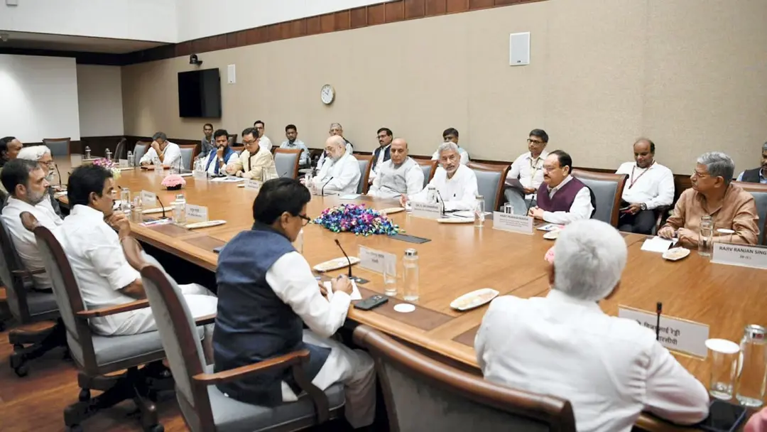 ইরান যুদ্ধ ও মধ্যপ্রাচ্য অস্থিতিশীলতায় সর্বদলীয় বৈঠক ডাকল ভারত