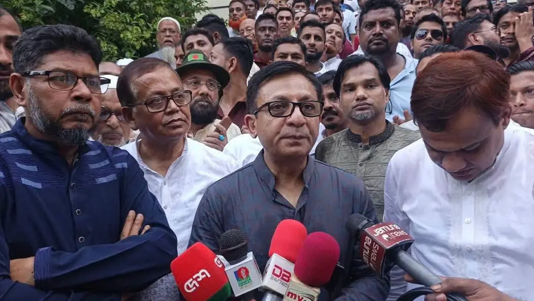 চামড়া সংরক্ষণে বিভাগীয় শহরে হবে আধুনিক স্লটার হাউজ : বাণিজ্যমন্ত্রী